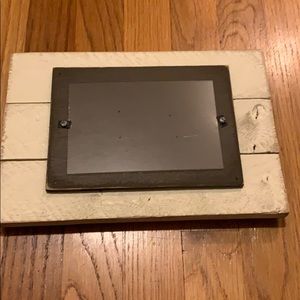 Frame Distressed Wood